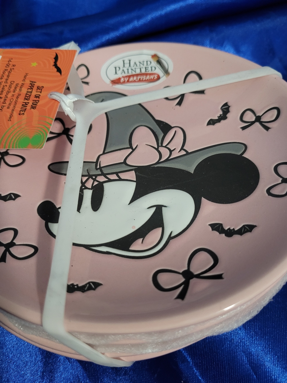 Hand Painted Ceramic Pink Minnie Mouse Themed 6 Inch Dessert Plates Set Of 4